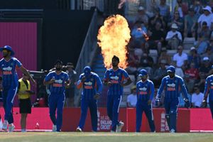 टीम इंडिया में करारी हार के बाद दो बदलाव, इन खिलाड़ियों को ODI और T20I स्क्वॉड में किया गया शामिल SportsTak Hindi