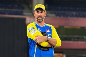 बड़ी खबर: चेन्नई सुपर किंग्स से स्टीफन फ्लेमिंग की छुट्टी, IPL में नाकामी के बाद गिरी गाज SportsTak Hindi