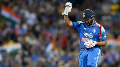 रोहित शर्मा के करियर का आखिरी मैच नहीं होगा लॉर्ड्स वनडे, BCCI ने दिग्गज के रिटायरमेंट पर तोड़ी चुप्पी SportsTak Hindi