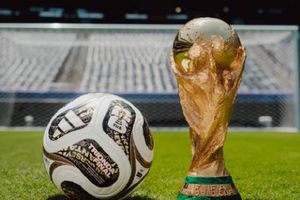 FIFA WC में लगातार दो बार किसने फाइनल के साथ जीती ट्रॉफी? अभी तक सिर्फ 2 टीमें कर सकी ऐसा, जानें कब-कब हुआ करिश्मा SportsTak Hindi