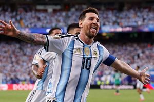 FIFA WC Golden Boot Race : मेसी का गोल्डन बूट दांव पर, एमबाप्पे से जीतने के लिए अब फाइनल में जानें कितने गोल करने होंगे? SportsTak Hindi