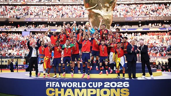 FIFA WC: 16 साल बाद स्पेन बना चैंपियन, स्पेनिश फुटबॉल ने मेसी और अर्जेंटीना का दम घोंट दिया