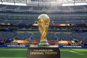 FIFA : फीफा वर्ल्ड कप अगले एडिशन में पूरा करेगा 'शतक', जानें 100 साल का एतिहासिक एडिशन कब और कितने देशों में खेला जाएगा ? SportsTak Hindi