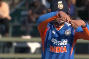 IND vs ZIM : वैभव की वर्ल्ड रिकॉर्ड पारी और मयंक की रफ्तार से उड़ी जिम्बाब्वे, छह हार के बाद श्रेयस अय्यर को मिली पहली जीत SportsTak Hindi