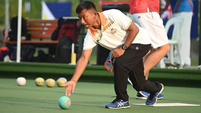 कौन हैं पुतुल सोनोवाल? 43 साल के स्टार ने वर्ल्ड चैंपियन को हराकर CWG 2026 में किया बड़ा उलटफेर SportsTak Hindi