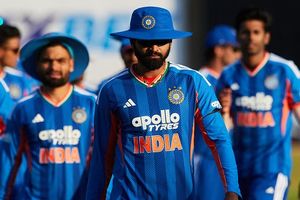 ICC Rankings: टीम इंडिया फिर बनी दुनिया की नंबर एक टी20 टीम, जिम्बाब्वे के खिलाफ 90 रन की जीत से हुई टॉप पर वापसी SportsTak Hindi