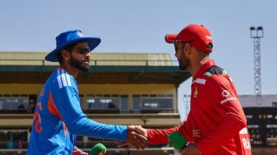 IND vs ZIM : सीरीज के तीनों मैच हारने के बाद जिम्बाब्वे के कप्तान सिकंदर रजा ने टीम इंडिया से क्यों कहा - 'थैंक्स'? जानें पूरा मामला Shreyas Iyer and Sikandar Raza