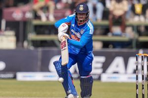 IND vs ZIM : वैभव सूर्यवंशी ने 81 रन की पारी से जिम्बाब्वे दौरे पर सचिन तेंदुलकर के तोड़े ये दो बड़े रिकॉर्ड SportsTak Hindi