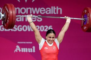 CWG 2026 : महिला वेटलिफ्टिंग में भारत ने लगाया मेडल का 'चौका', 227 किग्रा उठाकर चांदी जीती हरजिंदर कौर SportsTak Hindi