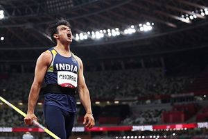 CWG 2026: नीरज चोपड़ा ने 79.61 मीटर के थ्रो से पाकिस्तान के नदीम को पछाड़ा, भारत के 3 जैवलिन थ्रोअर पहुंचे फाइनल, जानें कब होगी गोल्ड की जंग ? SportsTak Hindi