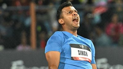 CWG 2026: बांस की लकड़ी से की ट्रेनिंग, अब नीरज चोपड़ा के साथ पोडियम पर खड़े हुए, कौन हैं भारत के लिए ब्रॉन्ज जीतने वाले यशवीर सिंह? SportsTak Hindi