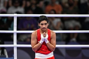 CWG 2026: प्रीति पवार के बाद जैस्मीन ने भी मुक्कों से बरसाया सोना, भारत ने 15 मिनट में बॉक्सिंग में जीते दो गोल्ड SportsTak Hindi