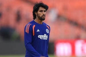 Duleep Trophy: तिलक वर्मा बने साउथ जोन के कप्तान, करुण नायर को भी मिली टीम में जगह, जानें पूरा स्क्वॉड SportsTak Hindi