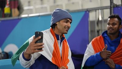 CWG 2026 में भारत का अभियान 39 मेडल के साथ समाप्त, यहां जानें मेडल जीतने वालों और फ़ाइनल रैंकिंग की पूरी लिस्ट Neeraj Chopra of India