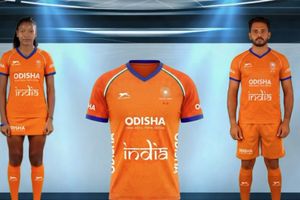 Hockey jersey Controversy: हॉकी इंडिया के अध्यक्ष का चौंकाने वाला दावा, बोले- नई जर्सी लॉन्च करने से सिर्फ दो घंटे पहले दी गई थी जानकारी SportsTak Hindi