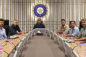 इंग्लैंड और आयरलैंड दौरे पर टीम इंडिया की शर्मनाक हार के बाद भी BCCI ने क्यों टाली रिव्यू मीटिंग? SportsTak Hindi