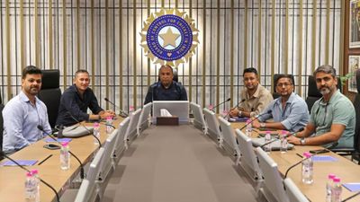 इंग्लैंड और आयरलैंड दौरे पर टीम इंडिया की शर्मनाक हार के बाद भी BCCI ने क्यों टाली रिव्यू मीटिंग? SportsTak Hindi