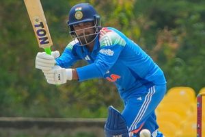 IND vs SL: हर्ष-कोटियन के साथ दो और स्पिनर श्रीलंका दौरे के लिए टीम इंडिया में शामिल SportsTak Hindi