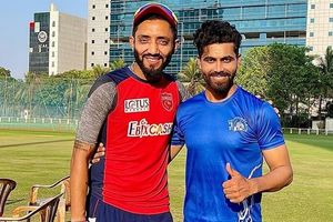 जडेजा ने छोड़ा सौराष्ट्र का साथ, स्टार स्पिनर ने अब अगले घरेलू सीजन में इस टीम से खेलने का लिया फैसला! SportsTak Hindi
