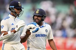 यशस्वी जायसवाल को श्रीलंका के खिलाफ टेस्ट सीरीज से पहले याद आई रोहित शर्मा की डांट, जानें क्या है पूरा मामला SportsTak Hindi