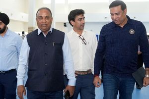 BCCI का घरेलू सीजन से पहले फैंस के लिए बड़ा फैसला, दलीप ट्रॉफी मैचों में दर्शकों पर पाबंदी की वजह भी बताई SportsTak Hindi