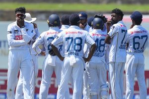 INDvsSL: श्रीलंका के सामने मुश्किलों का अंबार, 3 बड़े खिलाड़ी दूसरे टेस्ट से बाहर SportsTak Hindi