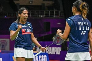 BWF World Championships: गायत्री गोपीचंद और त्रिसा जॉली ने किया बड़ा उलटफेर, 7वीं वरीय जोड़ी को हरा क्वार्टर फाइनल में की एंट्री, मेडल से बस एक जीत दूर SportsTak Hindi