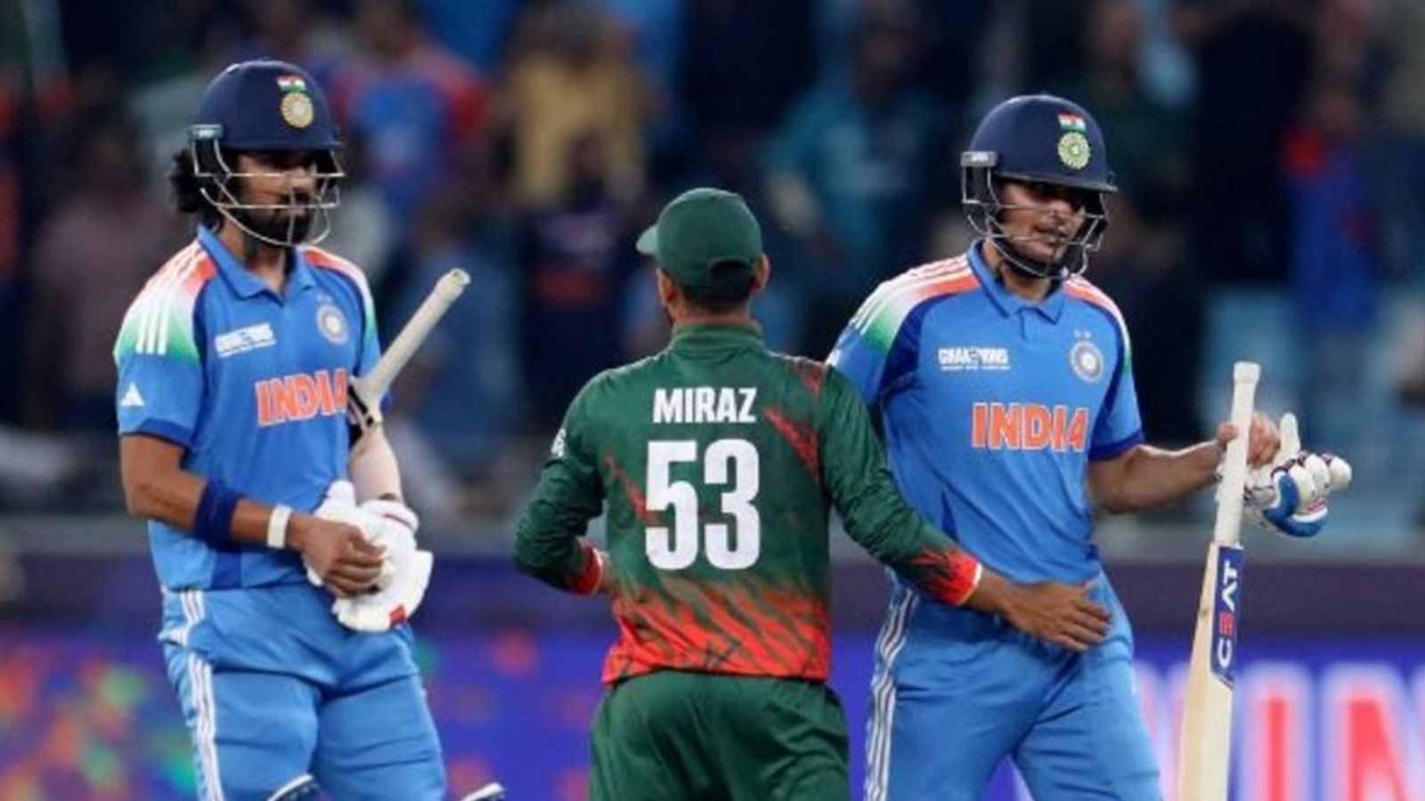 IND vs BAN के बीच वनडे और टी20 सीरीज पर फिर मंडराए संकट के बादल, जानें क्या है मामला ? भारत और बांग्लादेश के खिलाड़ी