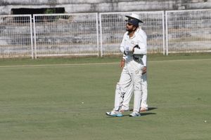 पंजाब से 16 साल खेलने वाले युवराज सिंह के साथी का संन्यास, नहीं पहन सका भारत की जर्सी, अब भारी मन से छोड़ा क्रिकेट SportsTak Hindi