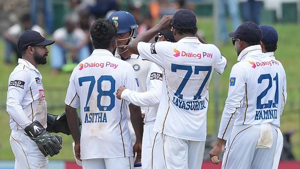 Asitha Fernando (2nd L) of Sri Lanka having a word exchange with Yashasvi Jaiswal