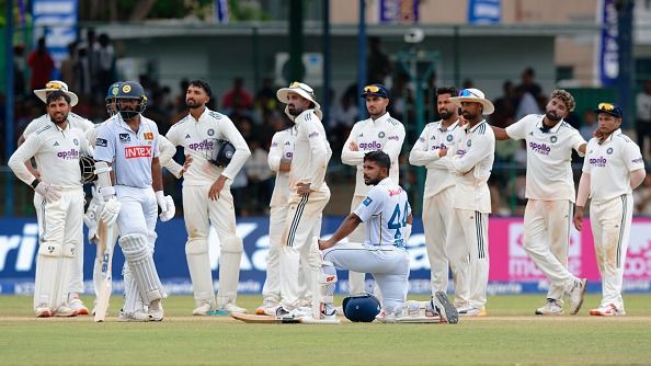 Lahiru Kumara and Sonal Dinusha and Teammates of India waiting for third umpire decision
