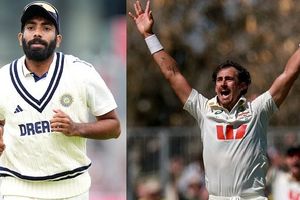 मिचेल स्टार्क ने जसप्रीत बुमराह को छोड़ा पीछे, करियर में पहली बार बने दुनिया के नंबर एक टेस्ट बॉलर SportsTak Hindi