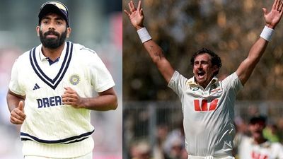 मिचेल स्टार्क ने जसप्रीत बुमराह को छोड़ा पीछे, करियर में पहली बार बने दुनिया के नंबर एक टेस्ट बॉलर SportsTak Hindi