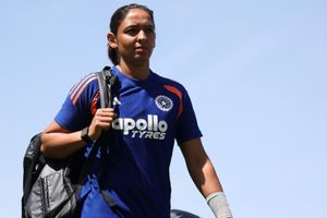 Women's Asia Cup: हरमनप्रीत ने पाकिस्तानी कप्तान से हाथ मिलाने पर नहीं दिया जवाब, कहा- किसी एक टीम... SportsTak Hindi