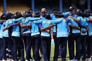 श्रीलंका को तगड़ा झटका, ICC ने छीनी ऐतिहासिक चैंपियंस ट्रॉफी की मेजबानी! भारत में खेला जा सकता है टूर्नामेंट SportsTak Hindi