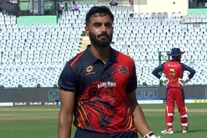 64 गेंद में 173 रन, उड़ाए 28 चौके-छक्के, मुंबई इंडियंस के सूरमा का शेरे पंजाब ट्रॉफी में कोहराम SportsTak Hindi