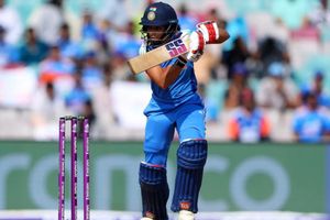 Asian Games की टीम इंडिया में बदलाव, यह स्टार बाहर, 3 मैच खेली खिलाड़ी को मिली जगह SportsTak Hindi