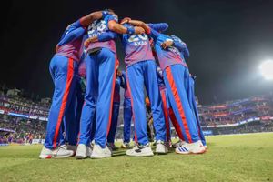 IPL 2027 से पहले दिल्ली कैपिटल्स ने कई गुना बढ़ाई अपनी ताकत, 761 विकेट लेने वाला दिग्गज टीम से जुड़ा SportsTak Hindi