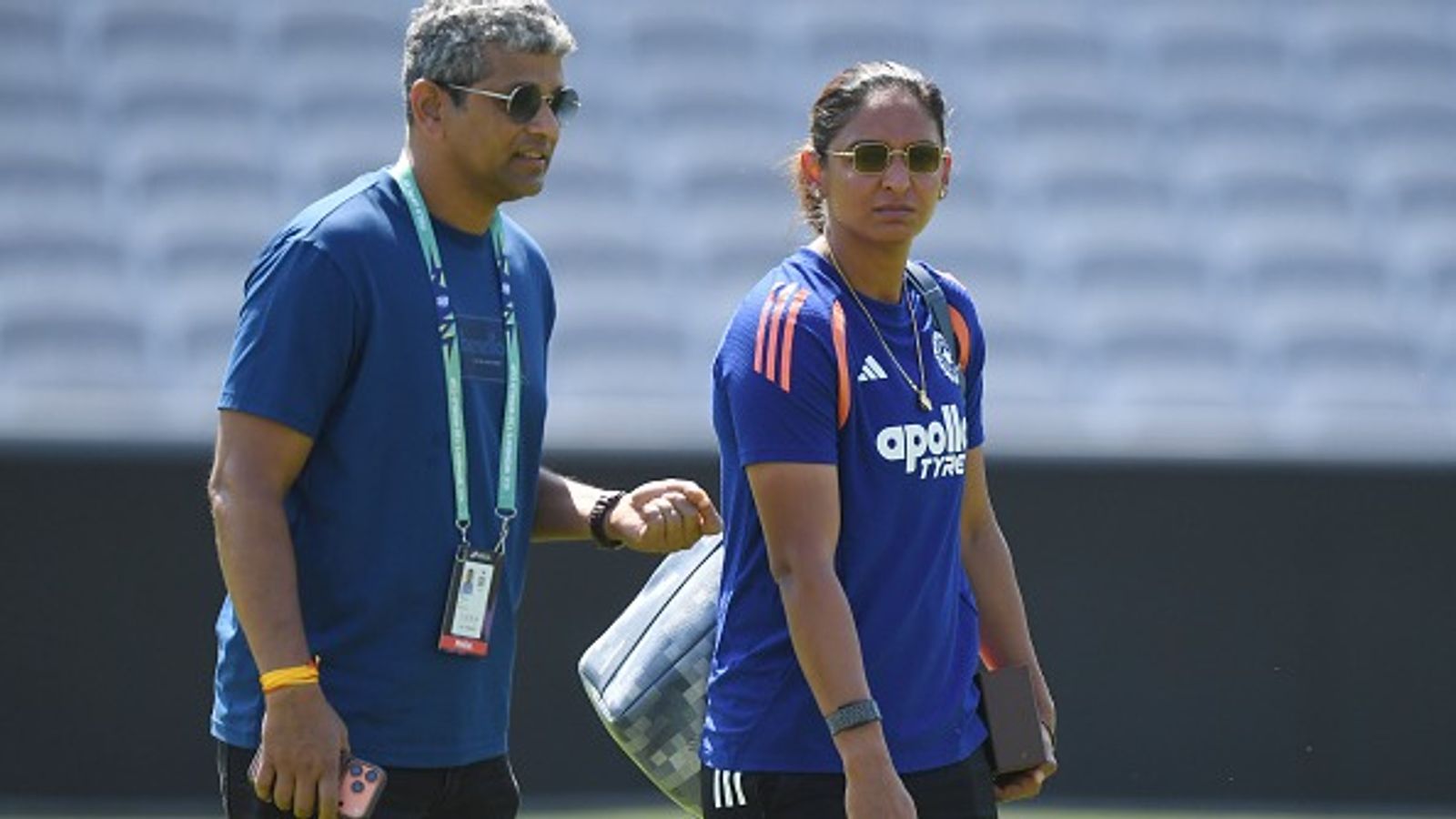 Asia Cup 2026 : मोहसिन नकवी से ट्रॉफी ना लेने पर भारतीय कोच ने BCCI के फैसले का किया सपोर्ट, बोले- 'हम चैंपियन हैं बस' भारतीय कोच अमोल मजूमदार ने बीसीसीआई के फैसले का सपोर्ट किया है. (PC: Getty)