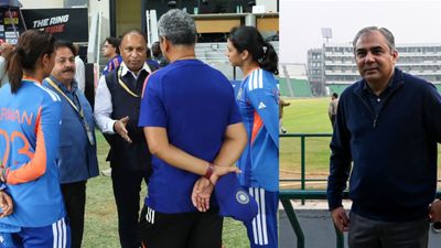 मोहसिन नकवी ने कैसे एशियन क्रिकेट में की गड़बड़ी, जय शाह की बनाई परंपरा को तोड़ा, सैकिया का खुलासा asia cup trophy controversy