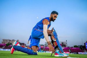 कौन हैं टीम इंडिया में जगह बनाने वाले नमन धीर, वनडे टीम में चुनने के लिए सेलेक्टर्स को कैसे किया मजबूर? SportsTak Hindi