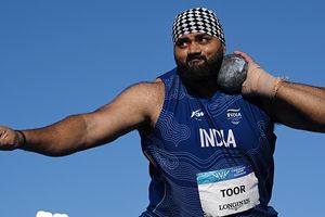 Asian games: भारत को आखिरी मिनटों में क्यों बदलना पड़ा अपना ध्वजवाहक? तेजिंदरपाल सिंह तूर को इस खिलाड़ी ने किया रिप्लेस SportsTak Hindi