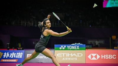 Asian Games : सिंधु की बैडमिंटन टीम इंडिया का जीत से आगाज, कजाखस्तान को 3-0 से हरकार क्वार्टरफाइनल में रखा कदम India's Pusarla V. Sindhu