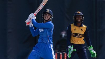 Asian games 2026: स्मृति मांधना ने रचा इतिहास, इस मुकाम पर पहुंचने वाली बनी दुनिया की पहली महिला क्रिकेटर SportsTak Hindi