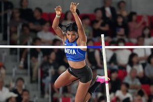 Asian Games 2026 : कौन हैं बारानिका एलांगोवान ? जिन्होंने भारत को एशियन गेम्स के इतिहास में पोल वाल्ट का दिलाया पहला मेडल SportsTak Hindi