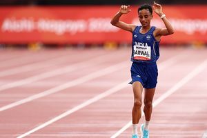 Asian games 2026: भारत का 44 साल का इंतजार खत्म, सावन बरवाल ने मैराथन में सिल्वर मेडल जीतकर रचा इतिहास SportsTak Hindi