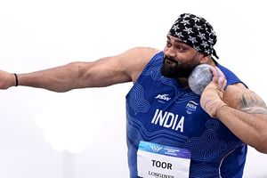Asian Games 2026 : गोल्डन हैट्रिक से चूके तजिंदरपाल सिंह तूर, गोला फेंक में 17 सेंटीमीटर से फिसला गोल्ड SportsTak Hindi