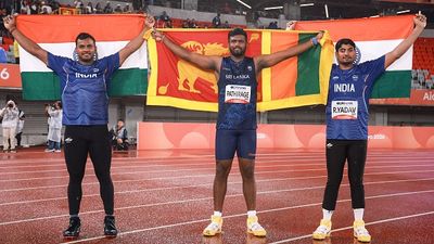 Asian games 2026: भारत को जैवलिन में दो मेडल, अरशद नदीम को पछाड़ यशवीर ने सिल्वर तो रोहित ने जीता ब्रॉन्ज SportsTak Hindi