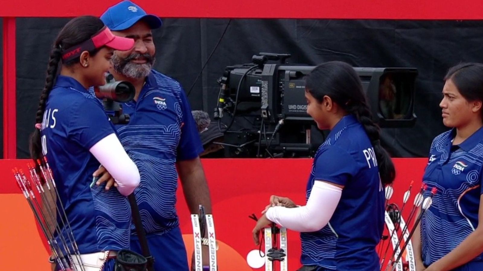 Asian Games: भारतीय महिला तीरंदाजों ने सोने पर लगाया निशाना, चीन को हराकर जीता सातवां गोल्ड मेडल indian archrey team