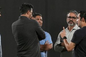 गंभीर WI ODI सीरीज के बीच सेलेक्टर्स से मिले, अगरकर रहे गायब, जानिए किस बारे में हुई बात SportsTak Hindi